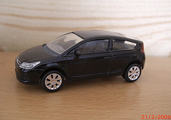 15_C4 coupé černá 2004 (Norev)-1/55